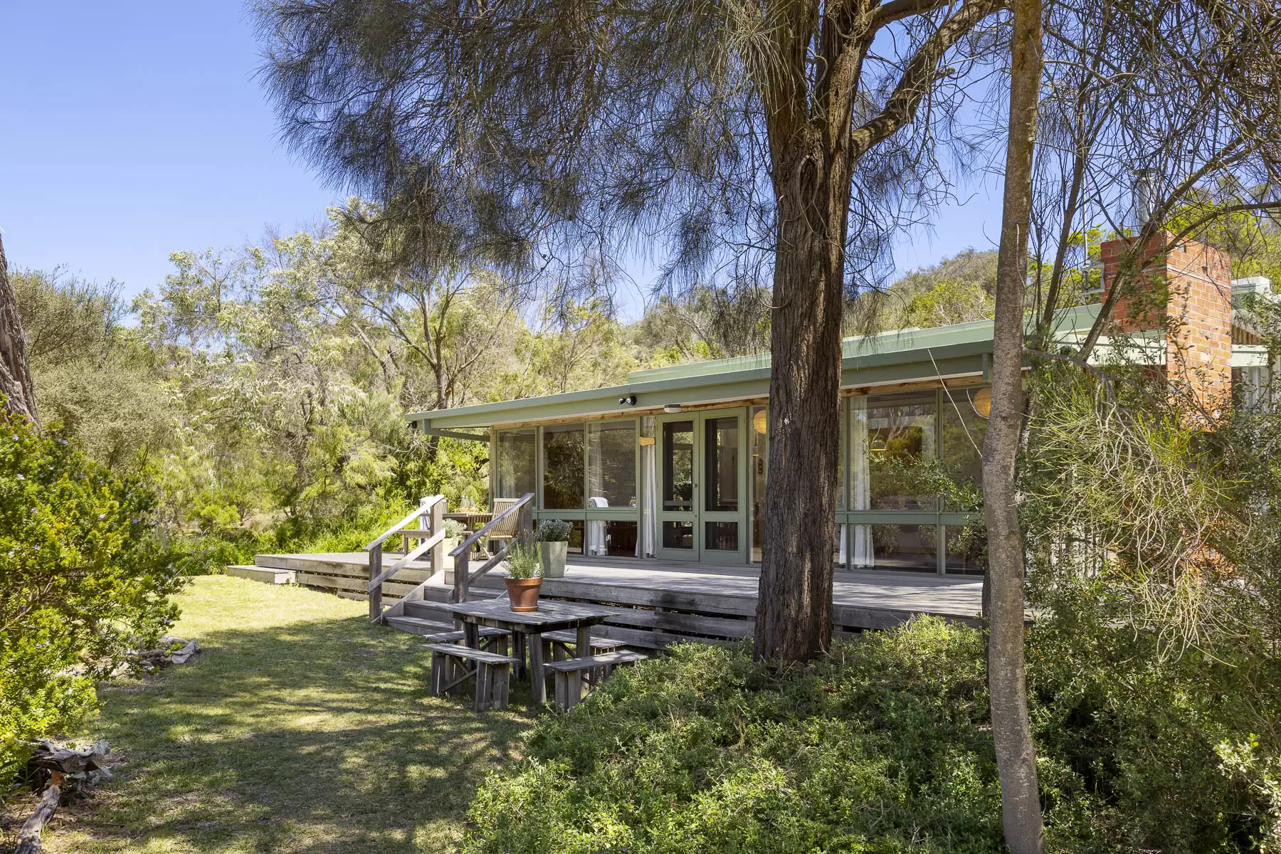 35 And 39  Munro  Street, Blairgowrie For Sale by Melbourne Sotheby's International Realty - image 6
