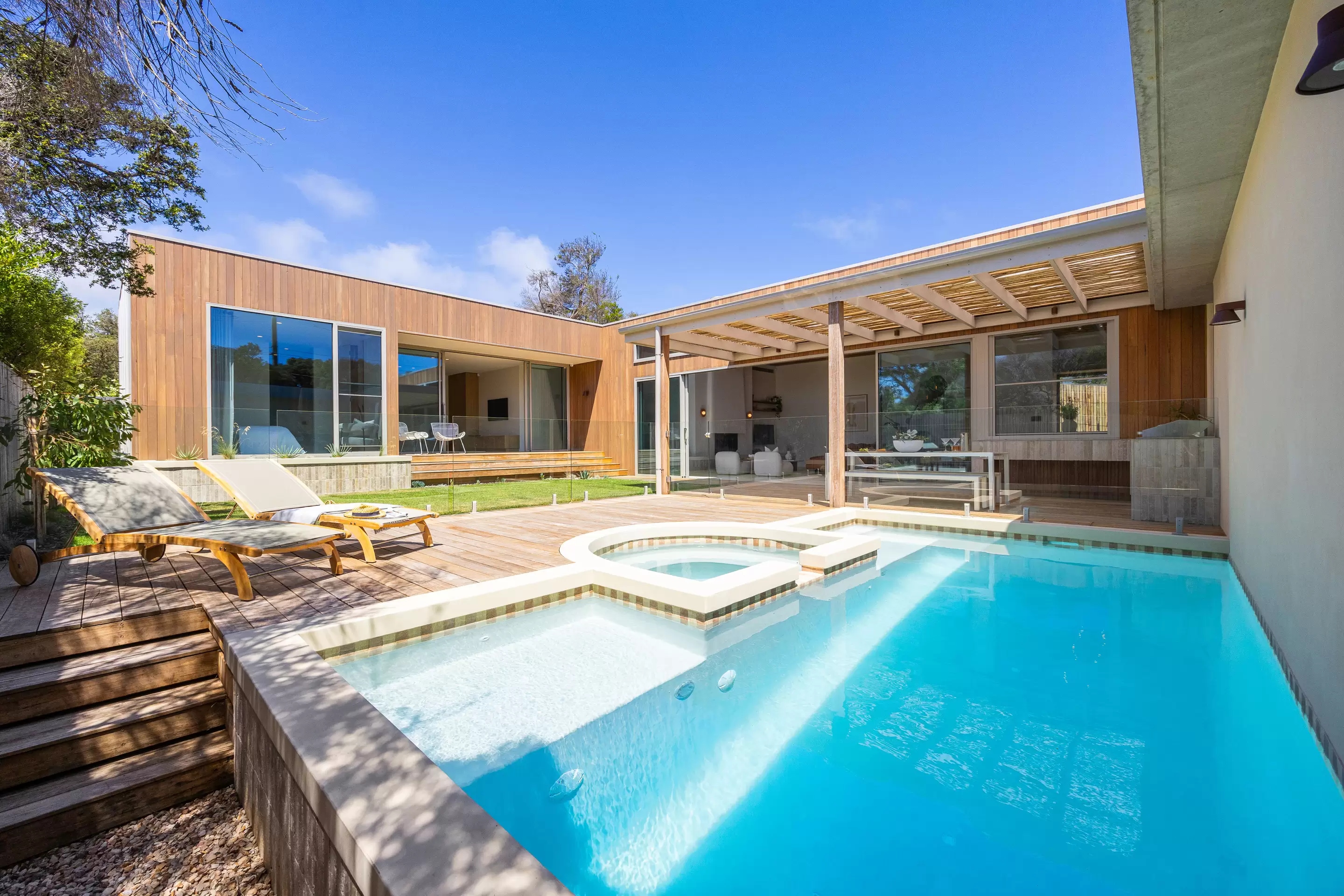 26 David Street, Blairgowrie Sold by Melbourne Sotheby's International Realty - image 1
