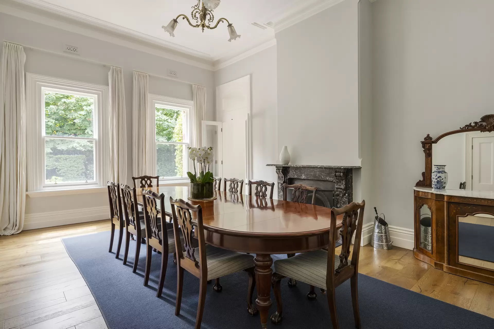 9 Bates Street, Malvern East Sold by Melbourne Sotheby's International Realty - image 1