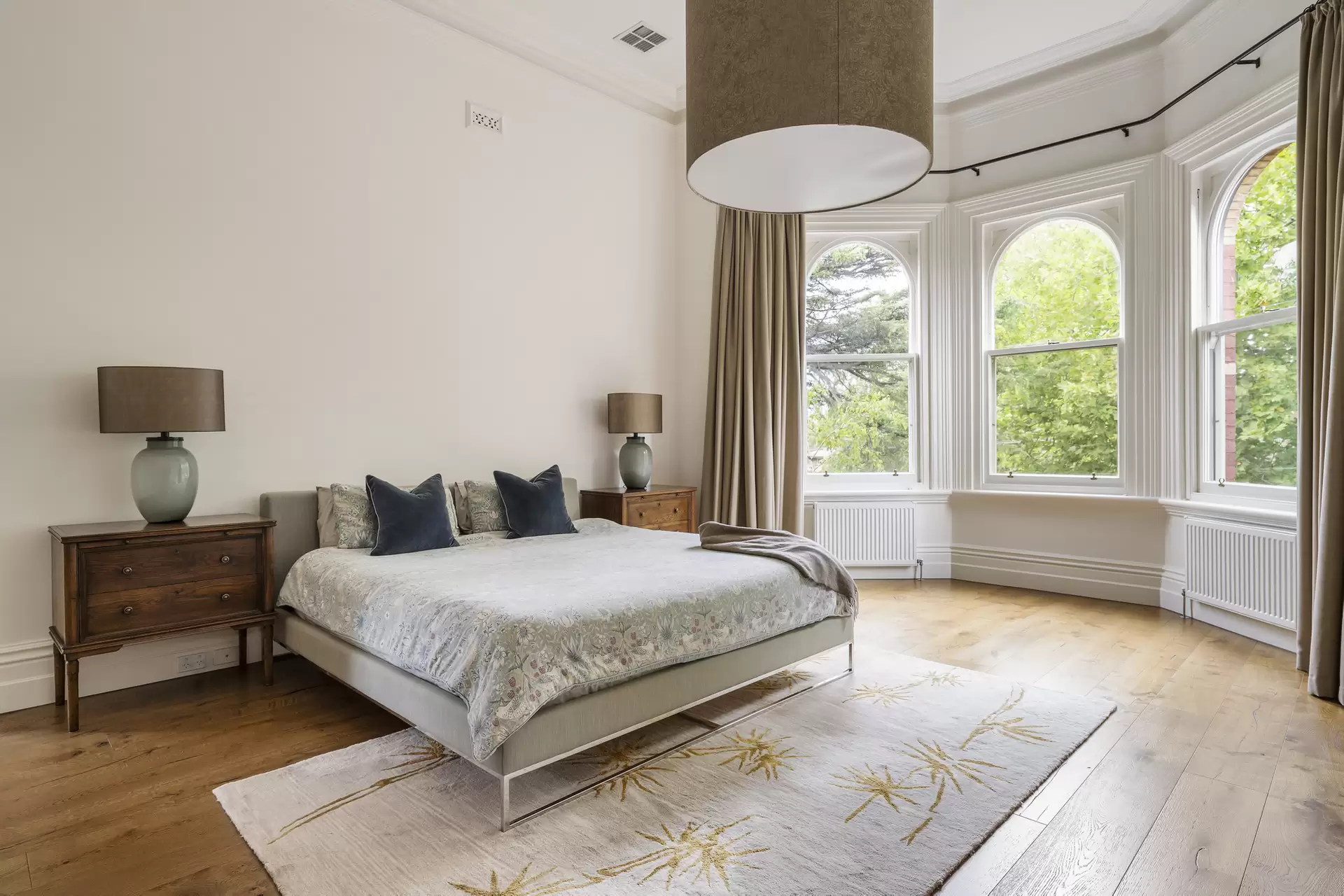 9 Bates Street, Malvern East Sold by Melbourne Sotheby's International Realty - image 1