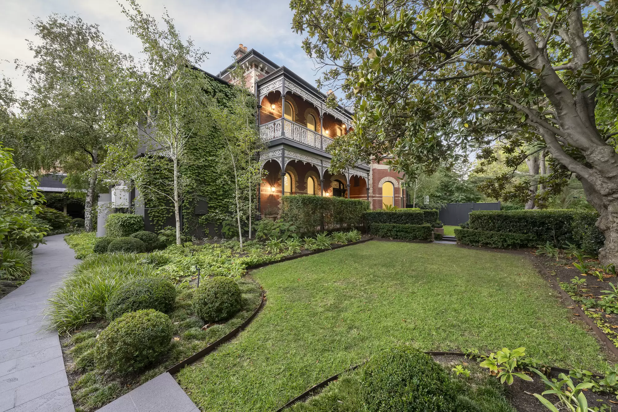 9 Bates Street, Malvern East Sold by Melbourne Sotheby's International Realty - image 30