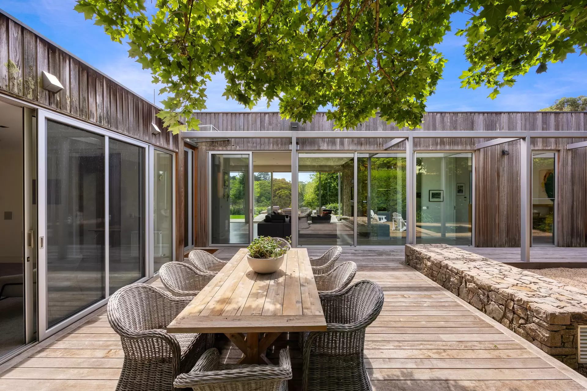 143 Point Leo Road, Red Hill South For Sale by Melbourne Sotheby's International Realty - image 1
