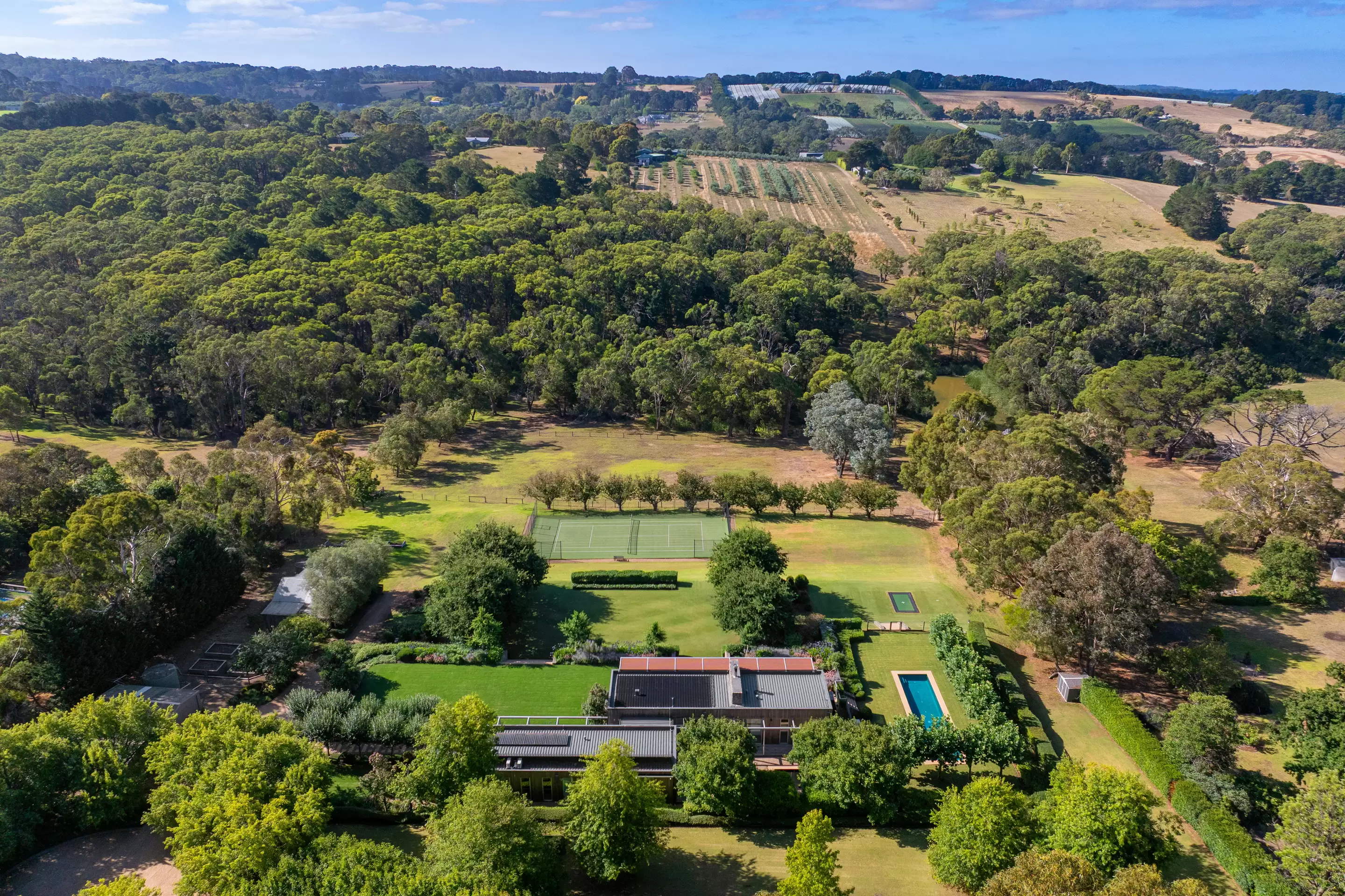 143 Point Leo Road, Red Hill South For Sale by Melbourne Sotheby's International Realty - image 29