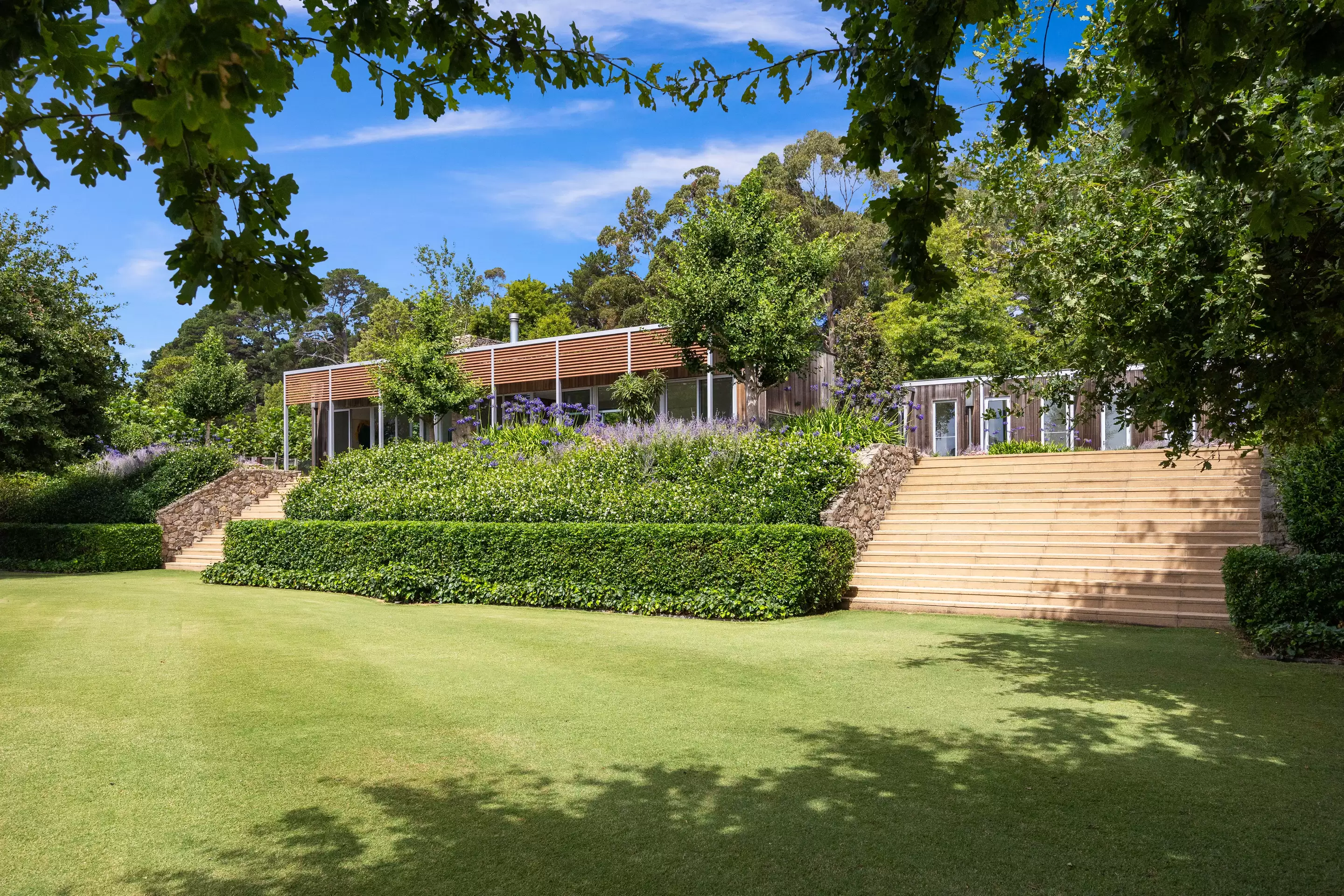 143 Point Leo Road, Red Hill South For Sale by Melbourne Sotheby's International Realty - image 20