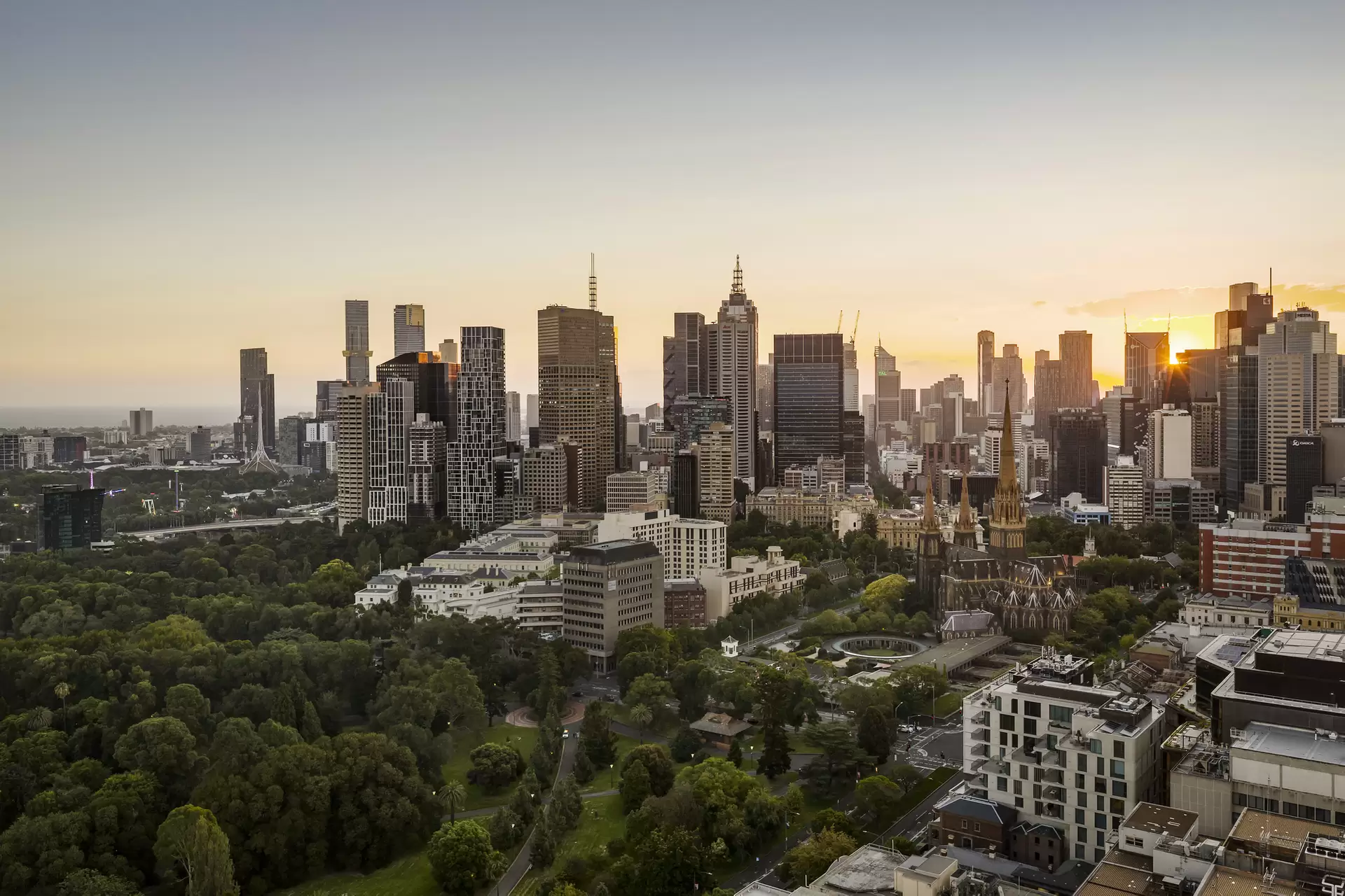 403/370 Albert Street, East Melbourne For Sale by Melbourne Sotheby's International Realty - image 1