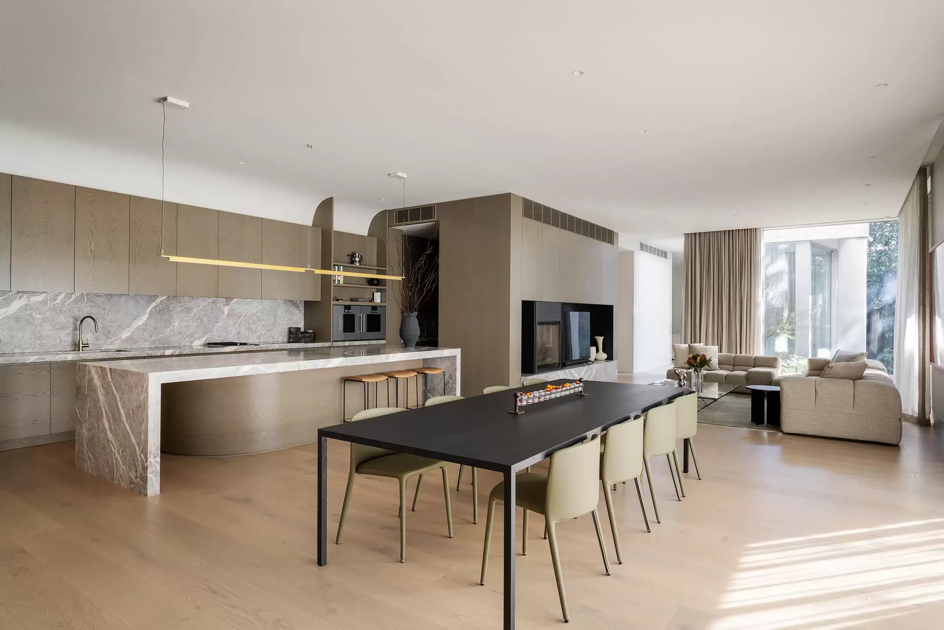 5 Verdant Avenue, Toorak For Sale by Melbourne Sotheby's International Realty - image 1