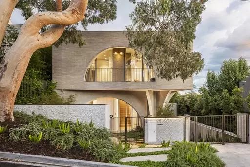 5 Verdant Avenue, Toorak For Sale by Melbourne Sotheby's International Realty