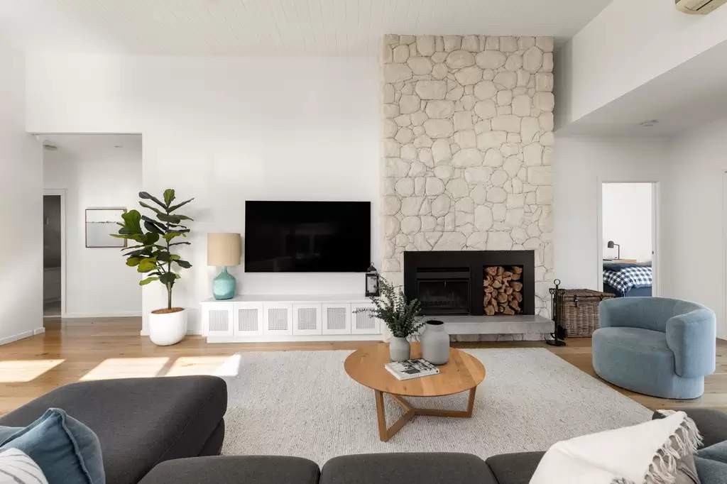6 Pekina Square, Sorrento For Sale by Melbourne Sotheby's International Realty - image 5