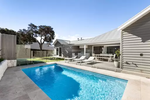 6 Pekina Square, Sorrento For Sale by Melbourne Sotheby's International Realty