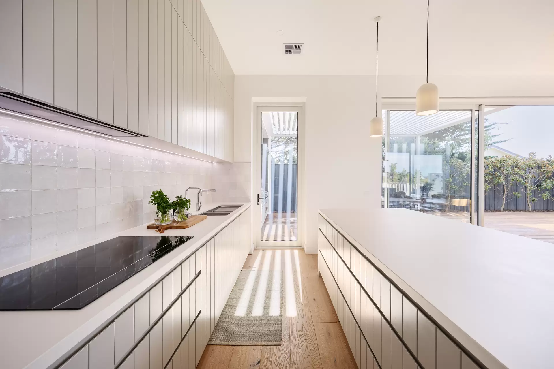 10 Sullivan Street, Sorrento For Sale by Melbourne Sotheby's International Realty - image 1