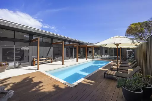 4 Pearse Road, Blairgowrie For Sale by Melbourne Sotheby's International Realty