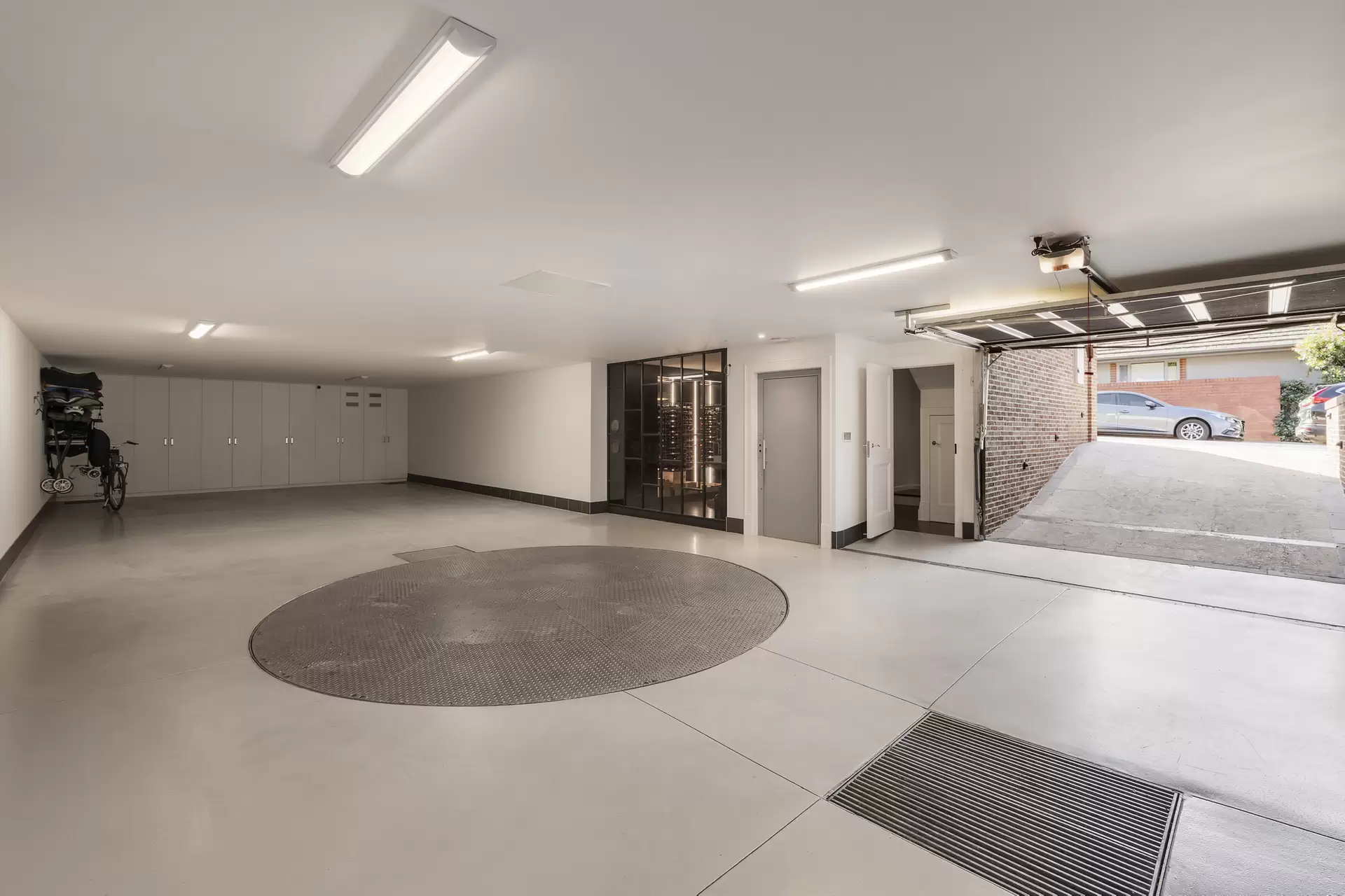 26 Park Street, Malvern Sold by Melbourne Sotheby's International Realty - image 1