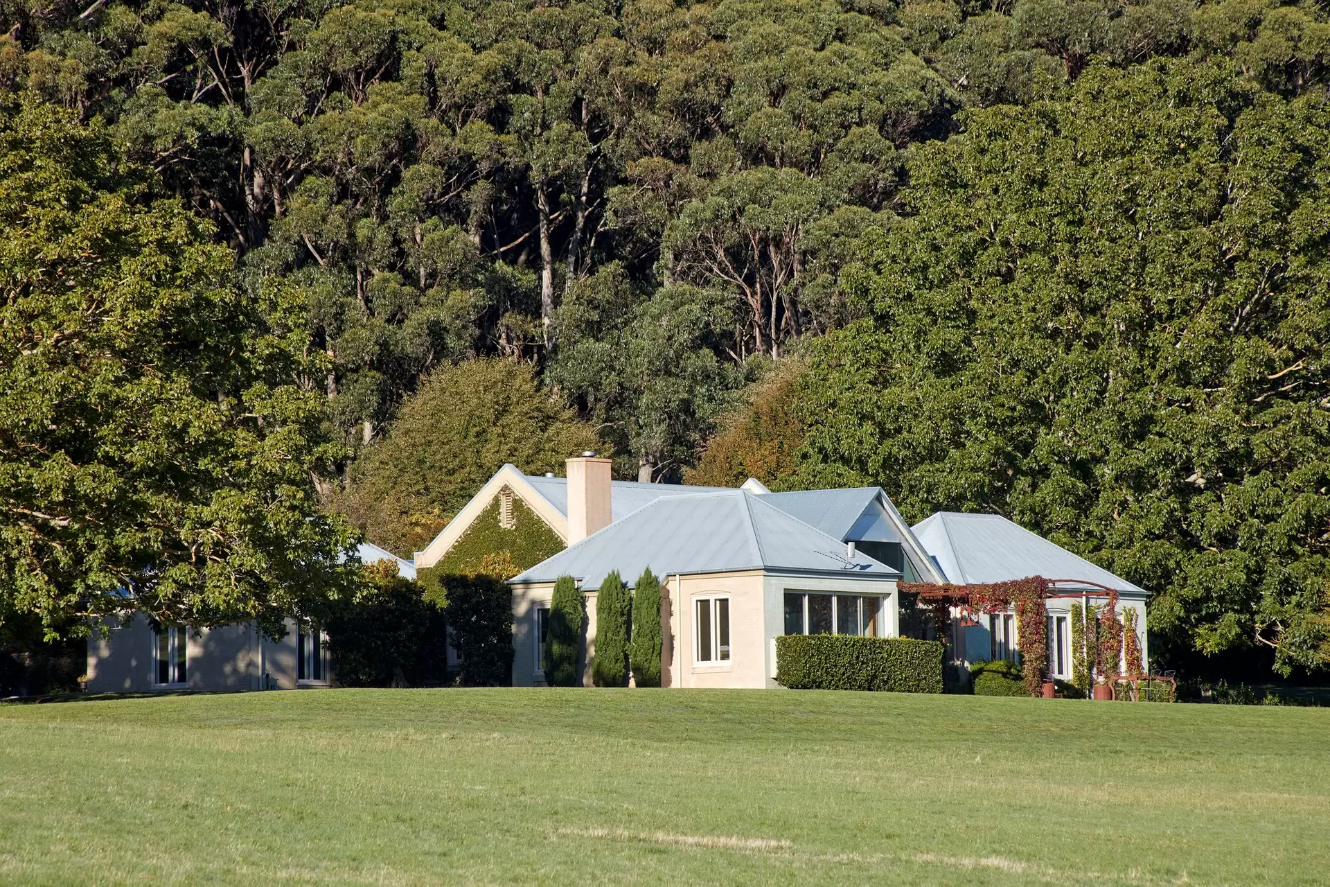 101 Hylands Road, Hesket Sold by Melbourne Sotheby's International Realty - image 1