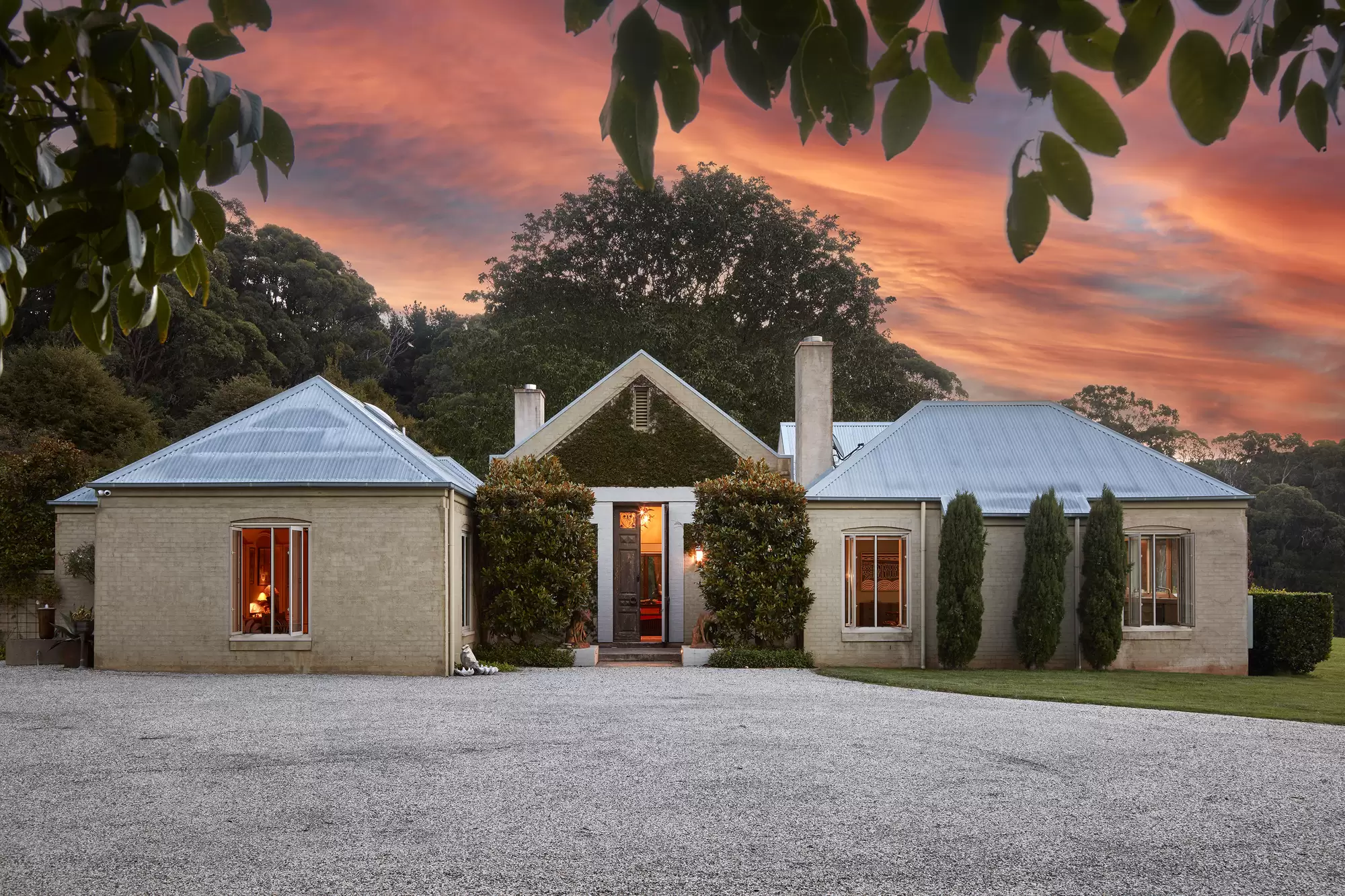 101 Hylands Road, Hesket Sold by Melbourne Sotheby's International Realty - image 1