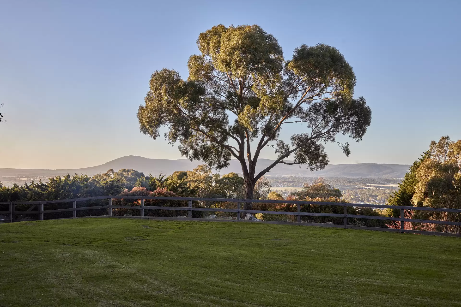 59 Duggan Road, Gisborne For Sale by Melbourne Sotheby's International Realty - image 1