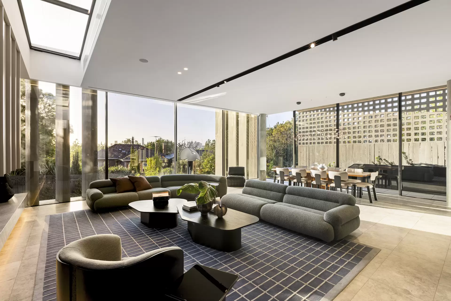 12 Hill Street, Toorak For Sale by Melbourne Sotheby's International Realty - image 1