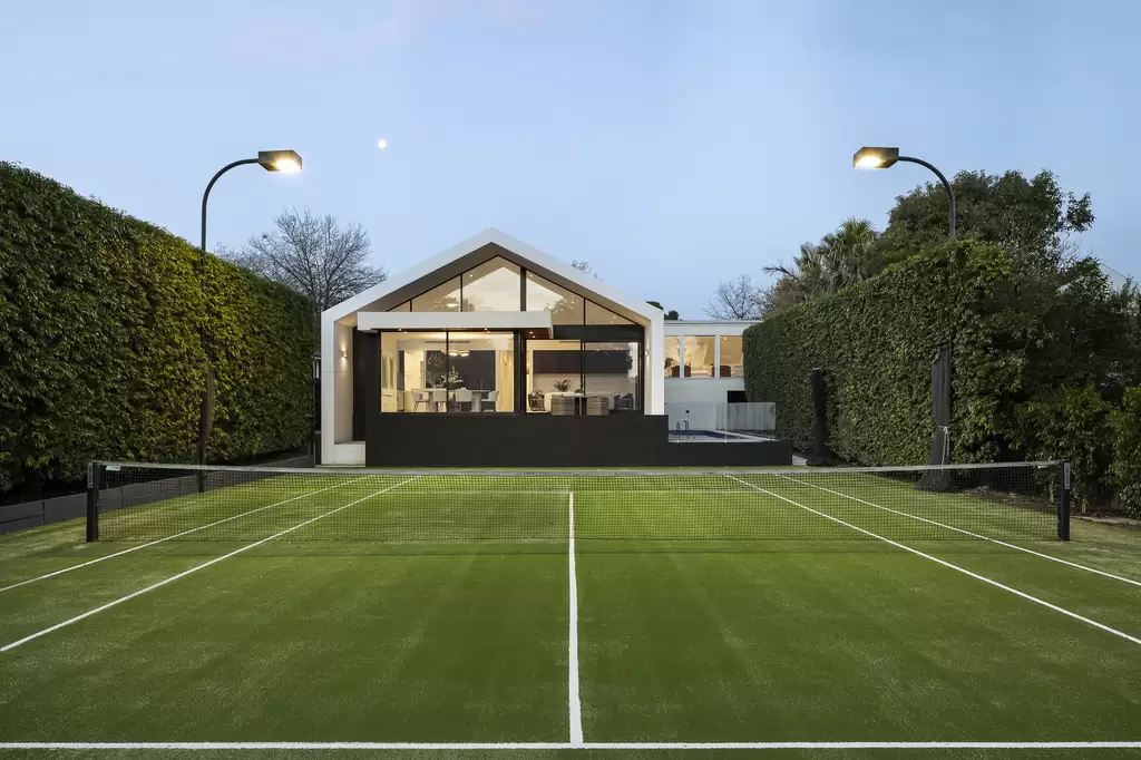 66 Kooyongkoot Road, Hawthorn For Sale by Melbourne Sotheby's International Realty