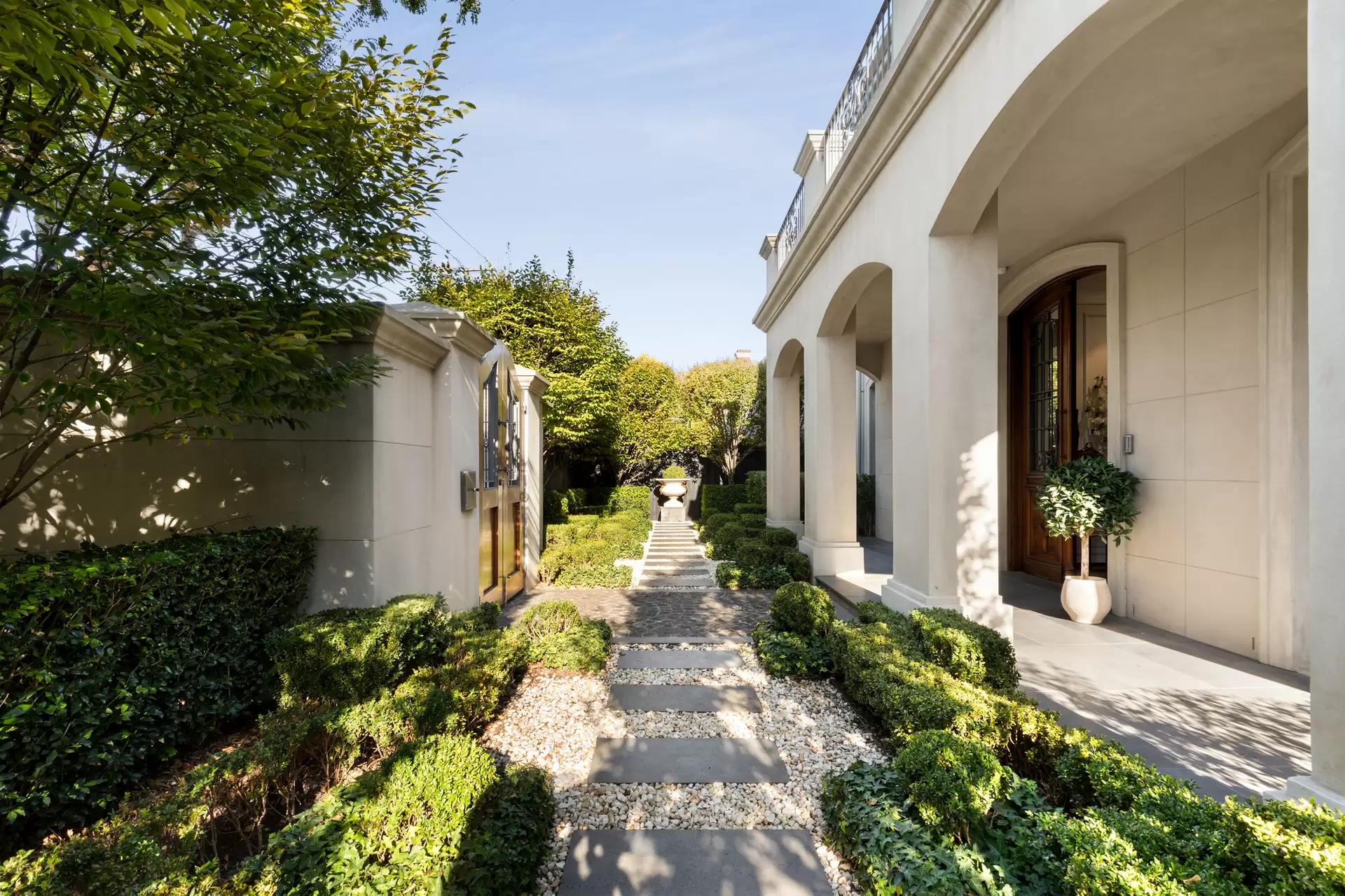 86-88 Wilson Street, Brighton For Sale by Melbourne Sotheby's International Realty - image 1