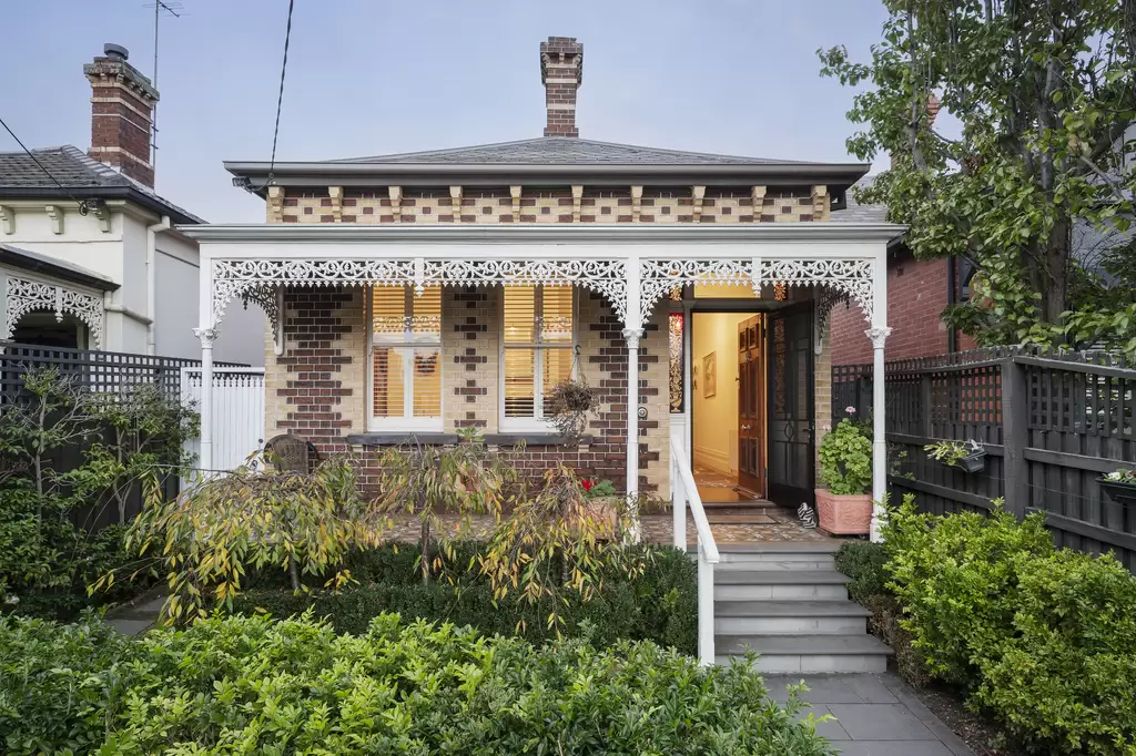 30 Seymour Avenue, Armadale Sold by Melbourne Sotheby's International Realty