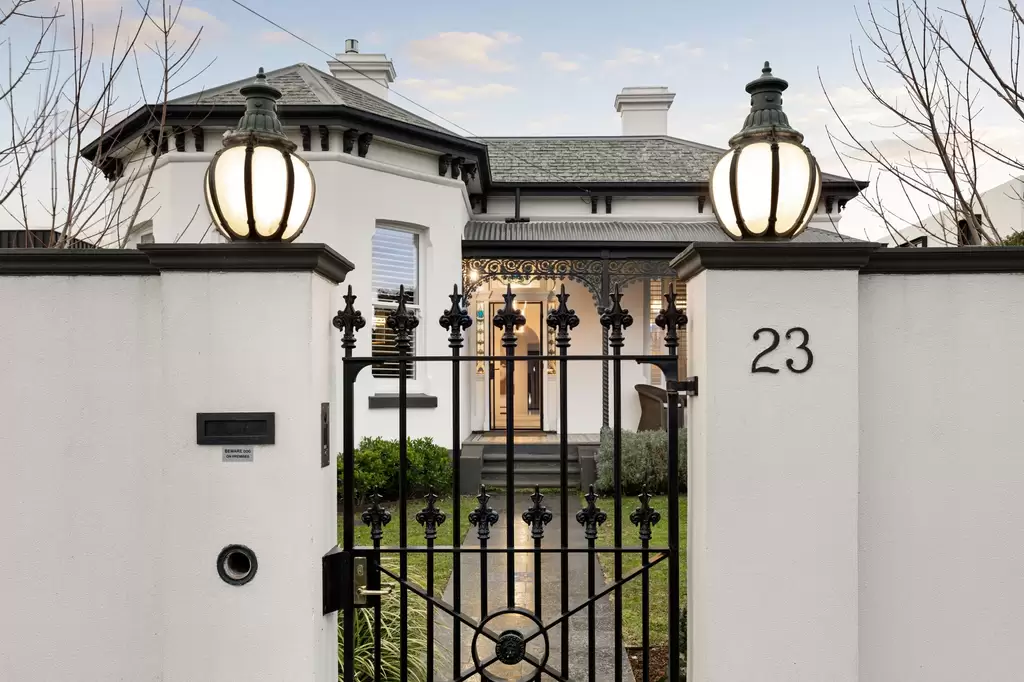 23 Normanby Street, Brighton For Sale by Melbourne Sotheby's International Realty