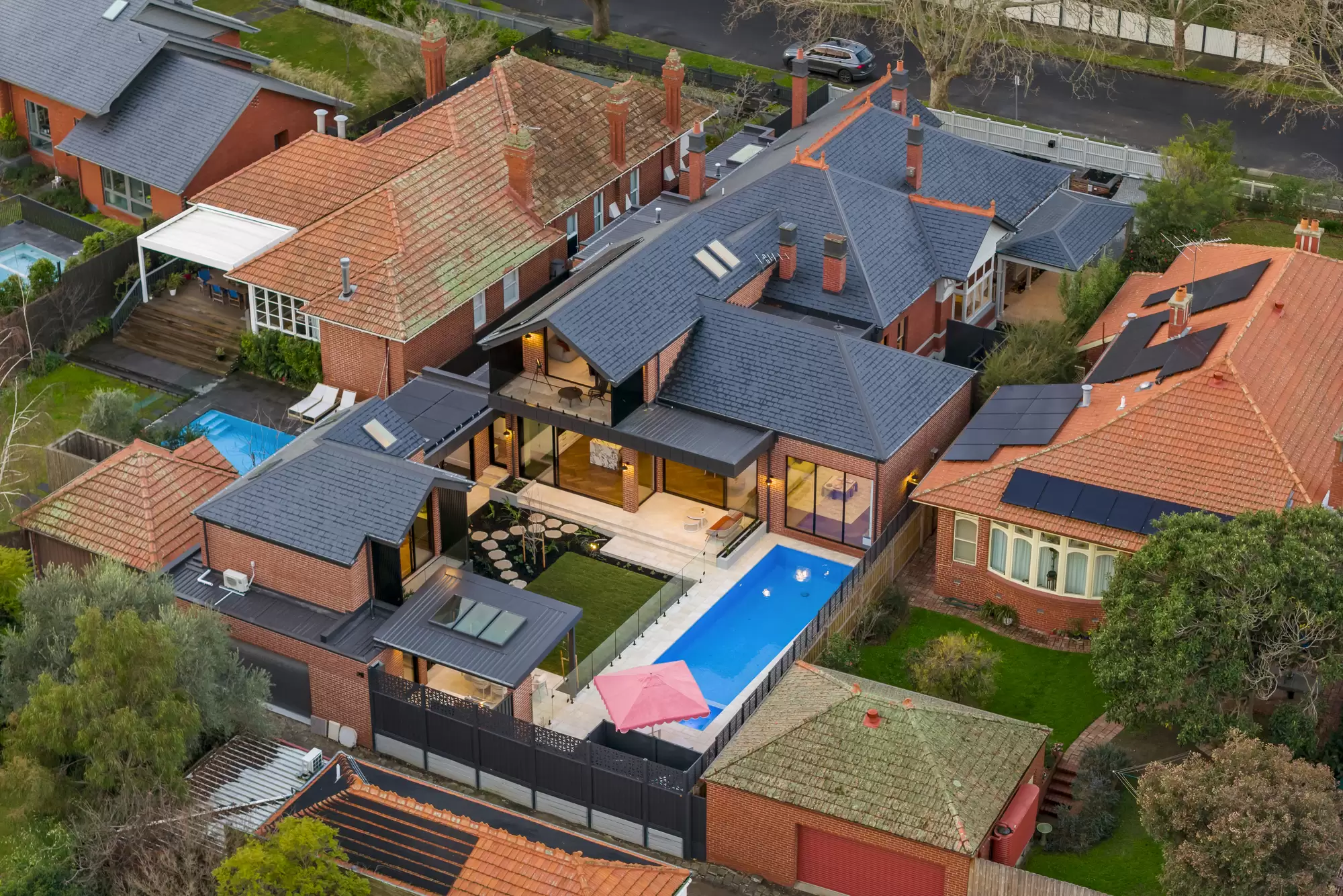 6 Chrystobel Crescent, Hawthorn Expressions of Interest by Melbourne Sotheby's International Realty - image 3