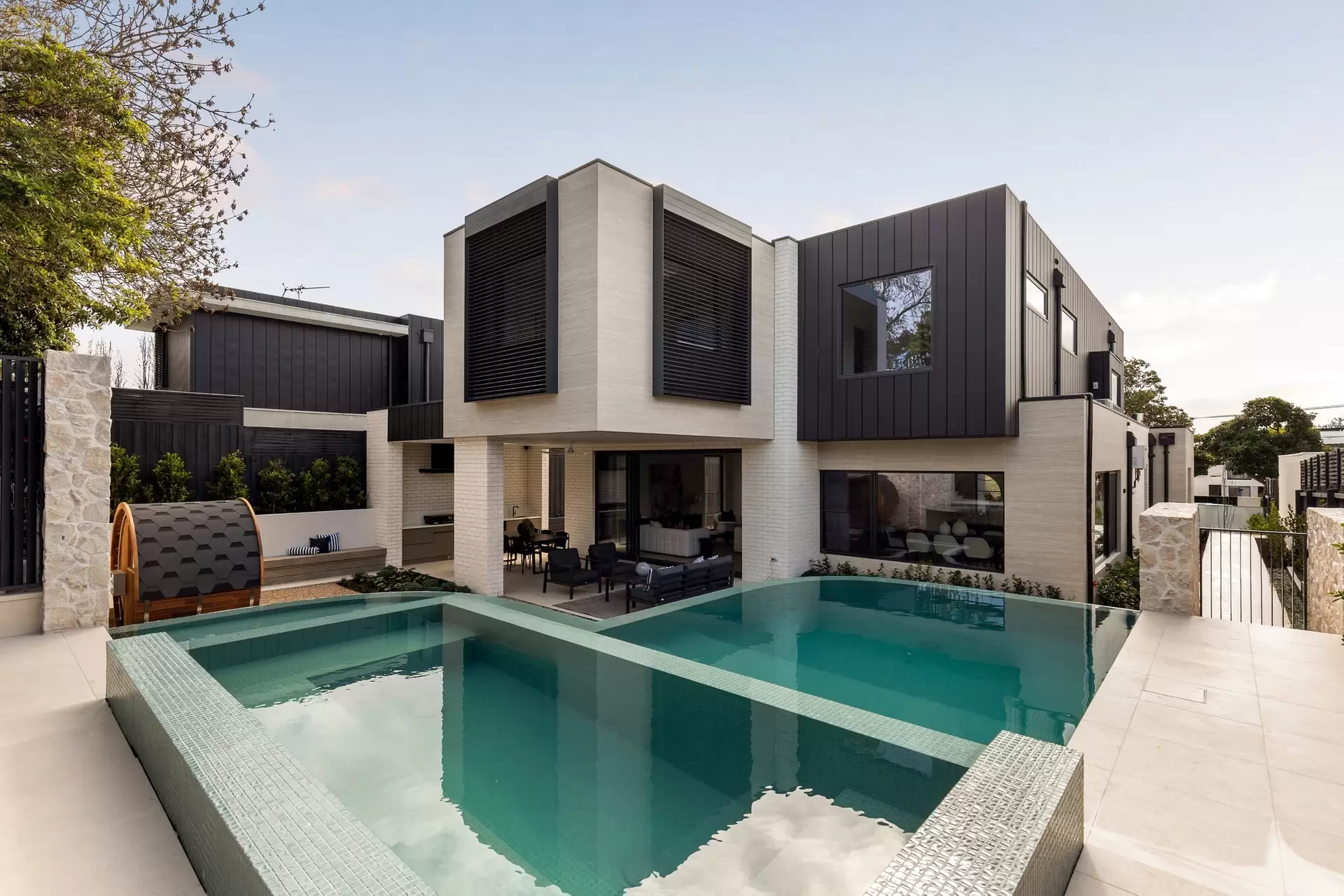 32 Gordon Street, Hampton For Sale by Melbourne Sotheby's International Realty - image 1
