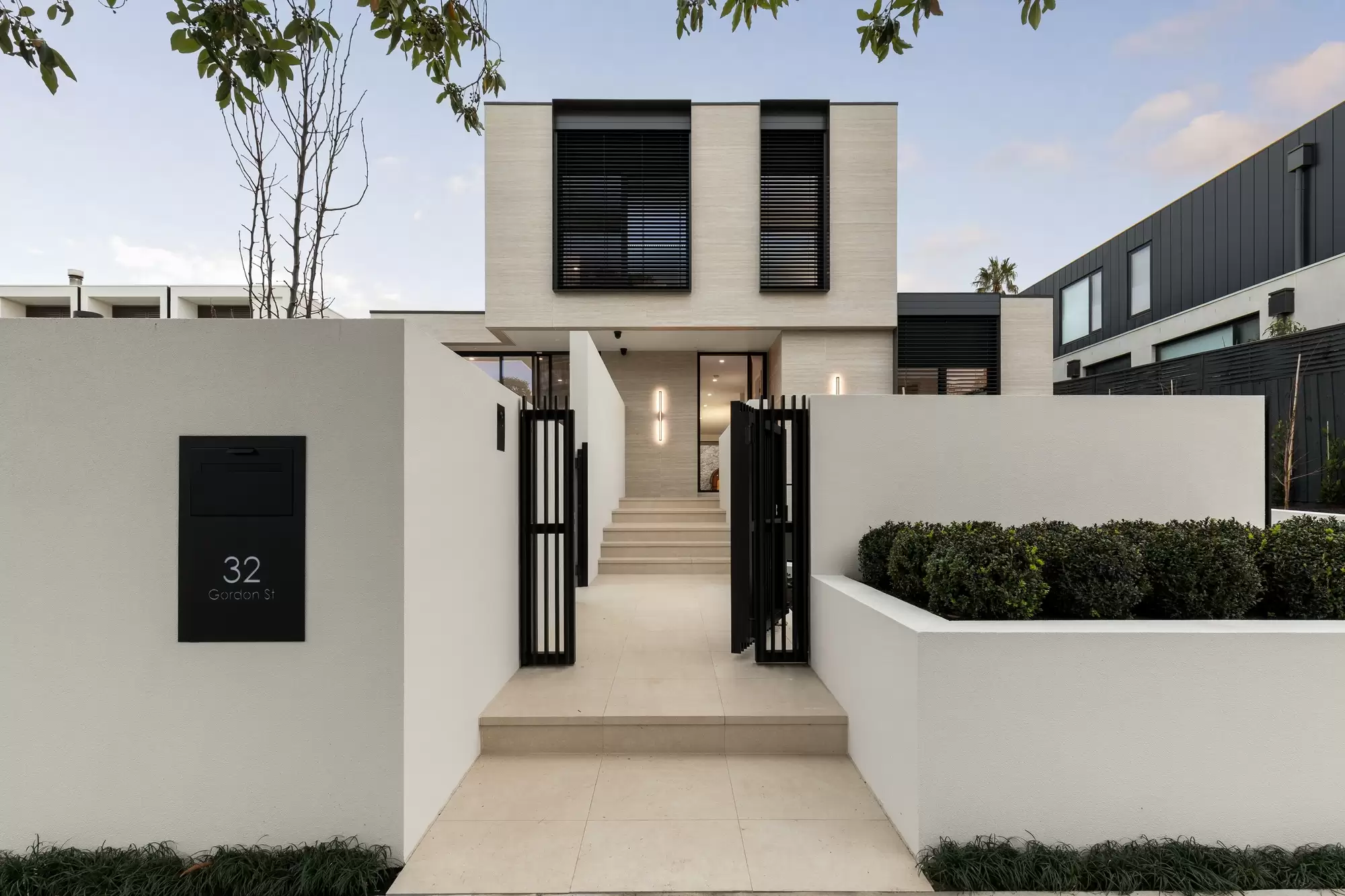 32 Gordon Street, Hampton Expressions of Interest by Melbourne Sotheby's International Realty - image 2