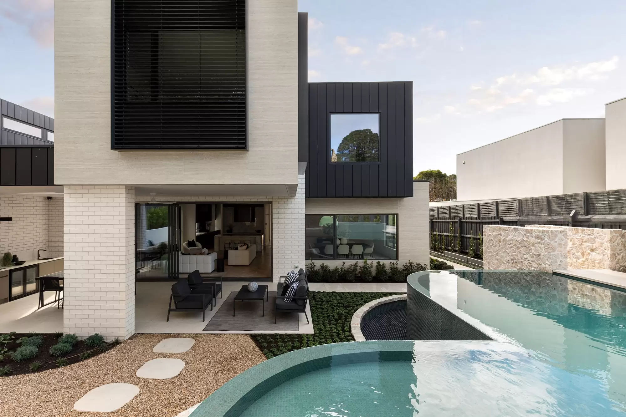 32 Gordon Street, Hampton Expressions of Interest by Melbourne Sotheby's International Realty - image 28