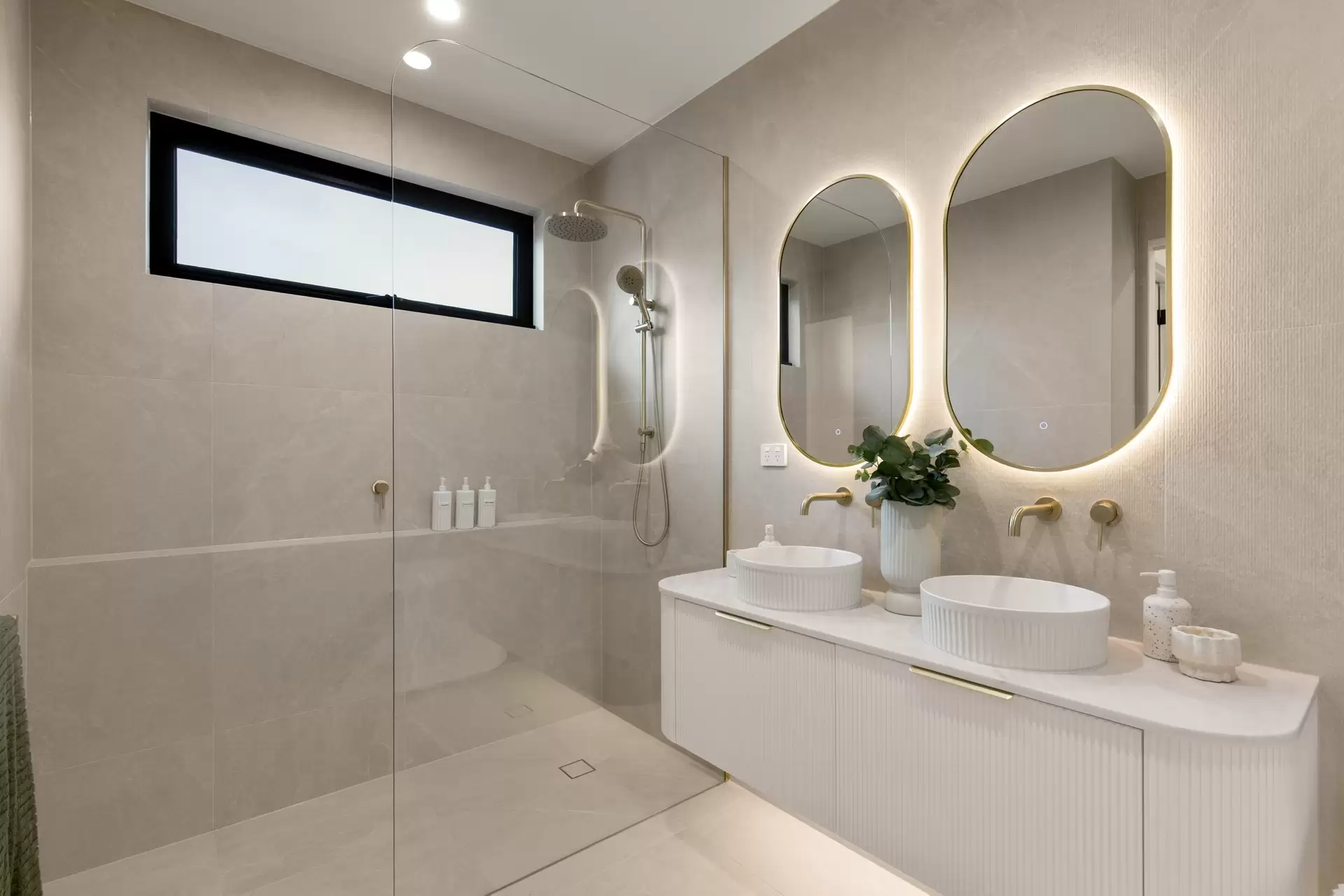 13b North Avenue, Bentleigh For Sale by Melbourne Sotheby's International Realty - image 1