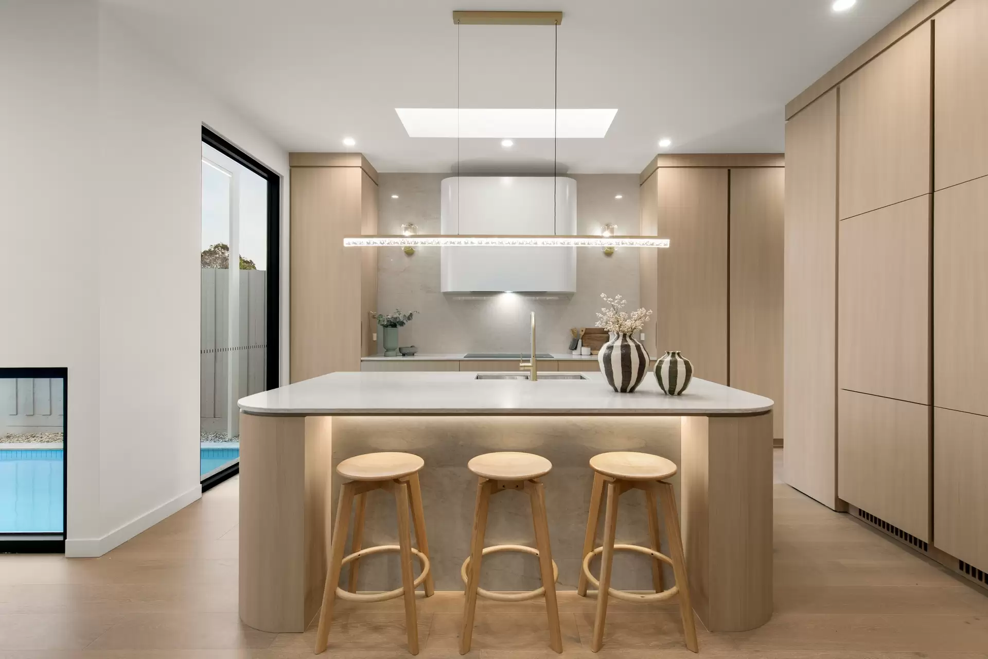 13b North Avenue, Bentleigh For Sale by Melbourne Sotheby's International Realty - image 1