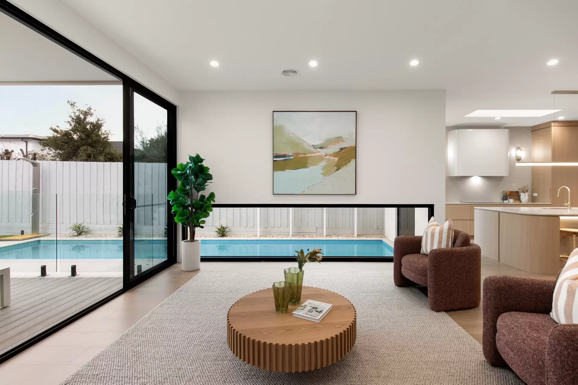 13b North Avenue, Bentleigh For Sale by Melbourne Sotheby's International Realty - image 1