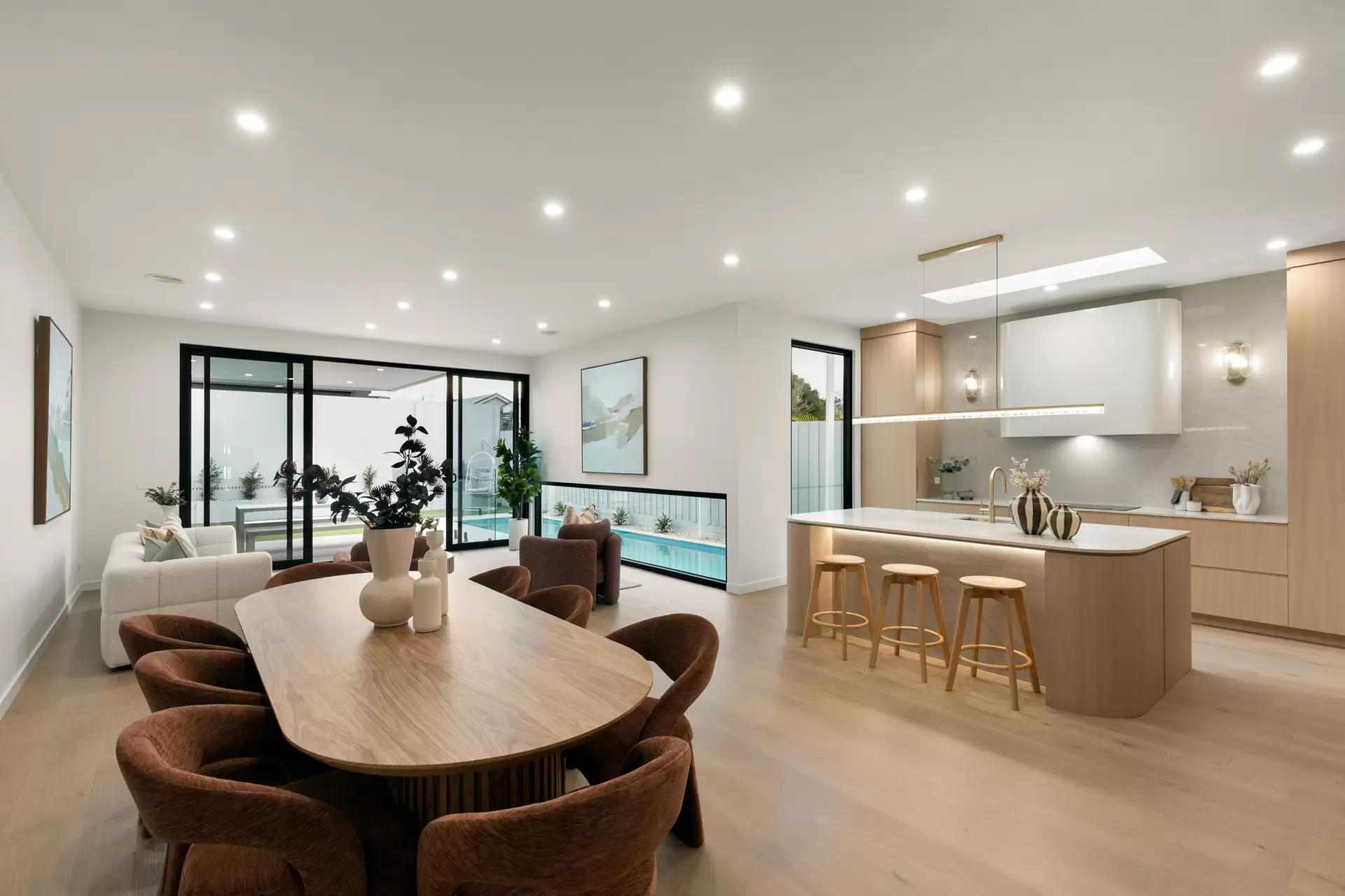 13b North Avenue, Bentleigh For Sale by Melbourne Sotheby's International Realty - image 1