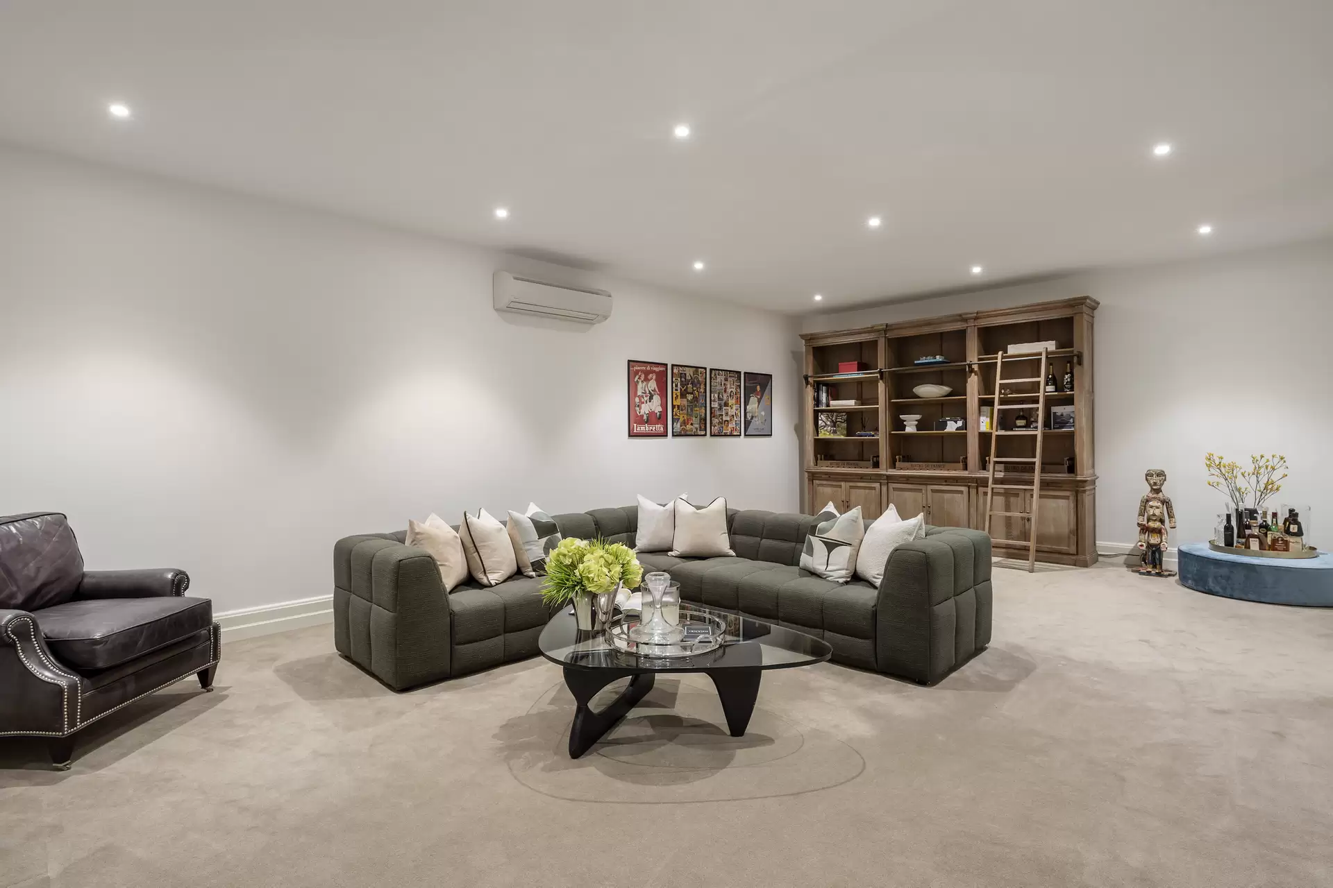 5 Boandyne Court, Toorak For Sale by Melbourne Sotheby's International Realty - image 1
