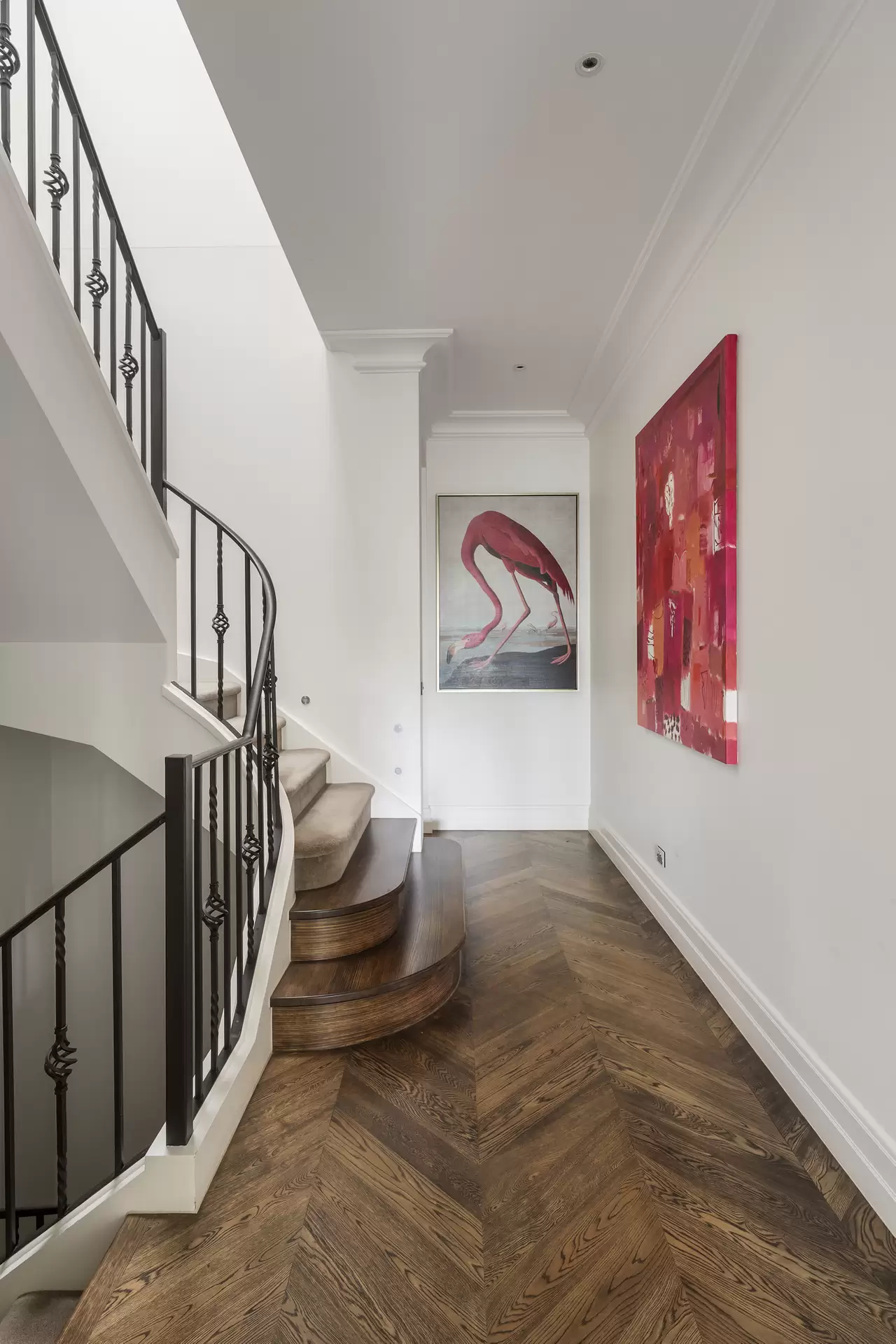 5 Boandyne Court, Toorak For Sale by Melbourne Sotheby's International Realty - image 1