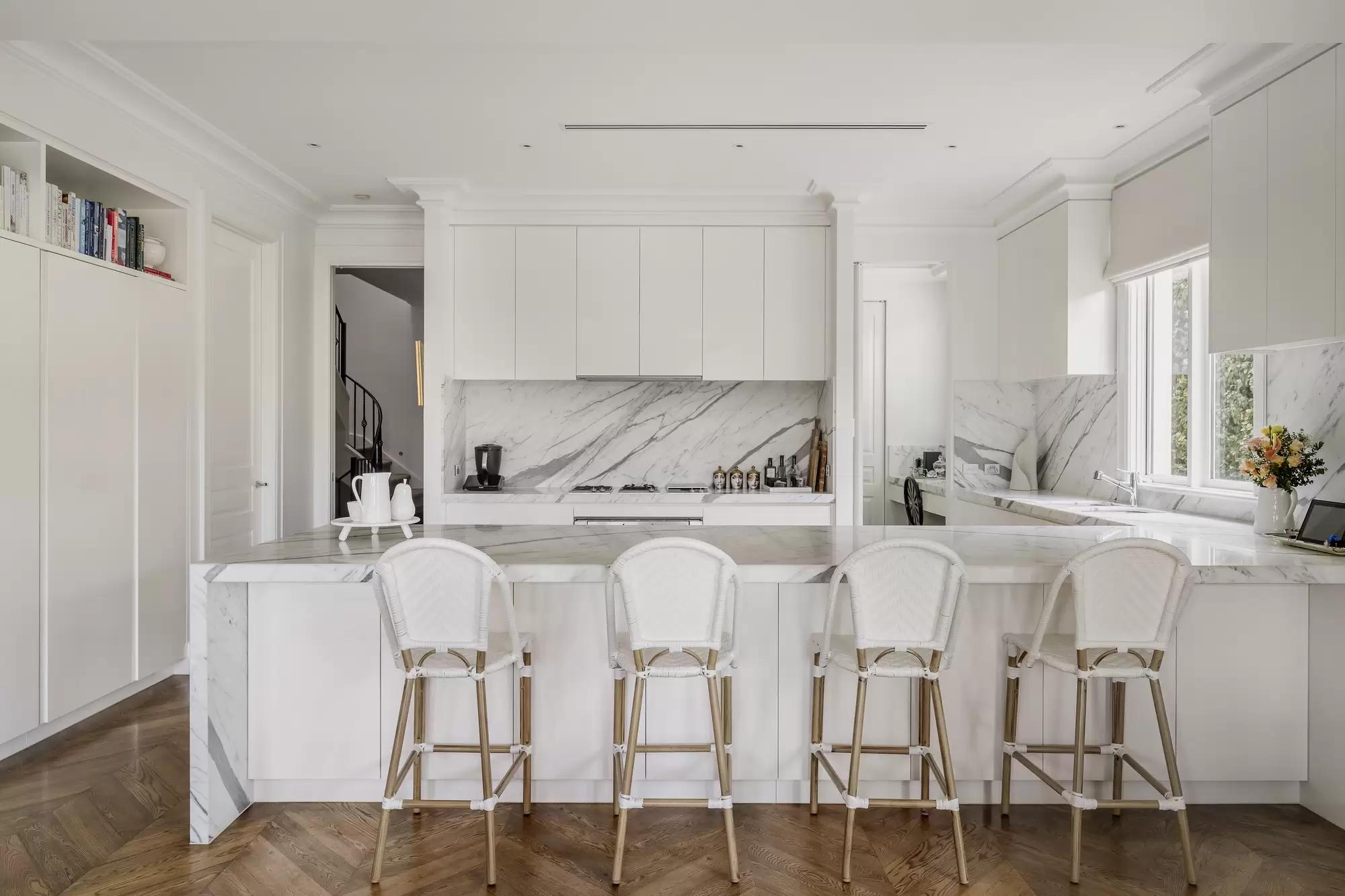 5 Boandyne Court, Toorak For Sale by Melbourne Sotheby's International Realty - image 8