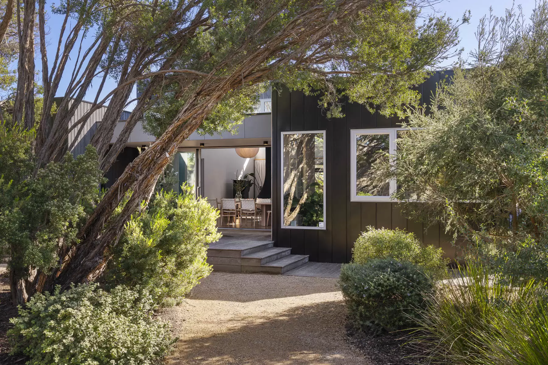 26 Munro Street, Blairgowrie For Sale by Melbourne Sotheby's International Realty - image 4