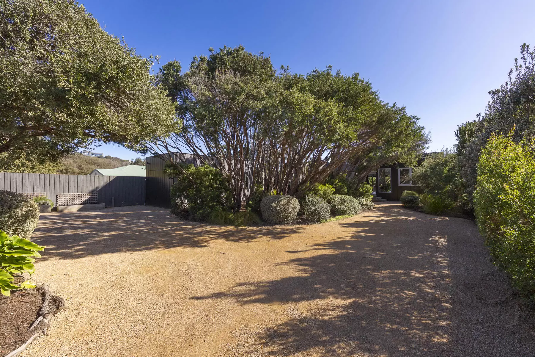 26 Munro Street, Blairgowrie For Sale by Melbourne Sotheby's International Realty - image 15