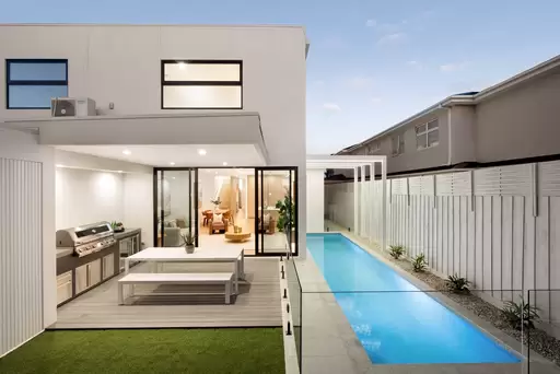 13a North Avenue, Bentleigh For Sale by Melbourne Sotheby's International Realty