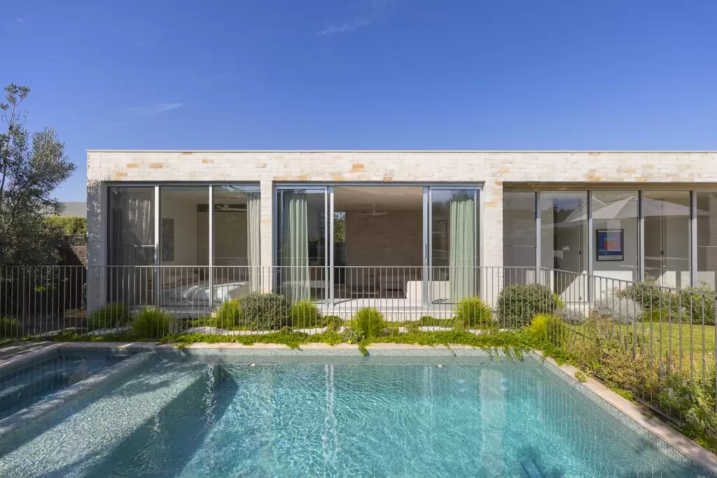10 Kerferd Avenue, Sorrento For Sale by Melbourne Sotheby's International Realty