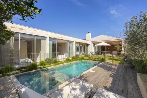 10 Kerferd Avenue, Sorrento For Sale by Melbourne Sotheby's International Realty
