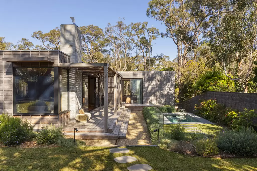 40 Red Hill Road, Red Hill For Sale by Melbourne Sotheby's International Realty