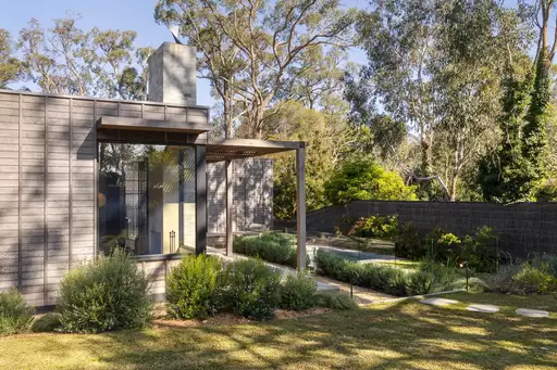 40 Red Hill Road, Red Hill For Sale by Melbourne Sotheby's International Realty