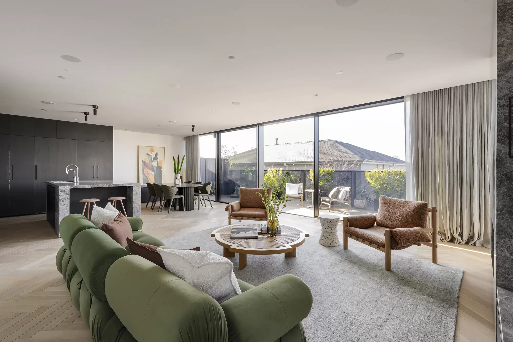 4/16 The Righi, South Yarra Auction by Melbourne Sotheby's International Realty - image 2
