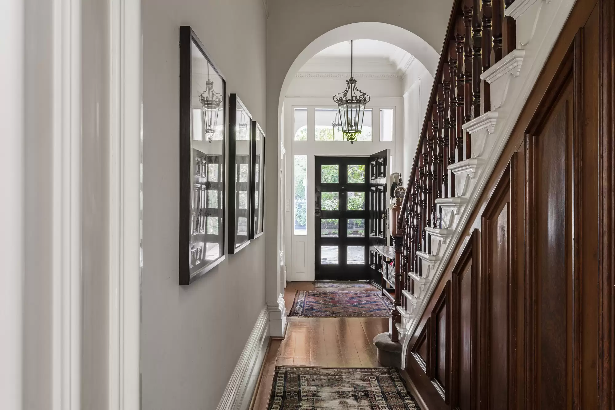 60 Avoca Street, South Yarra Auction by Melbourne Sotheby's International Realty - image 2