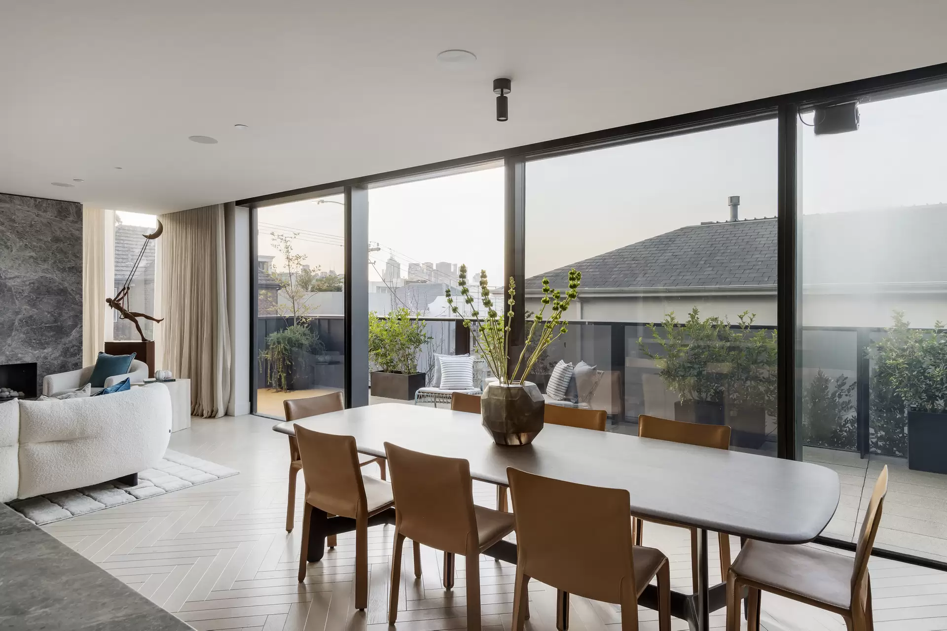 3/16 The Righi, South Yarra Auction by Melbourne Sotheby's International Realty - image 1