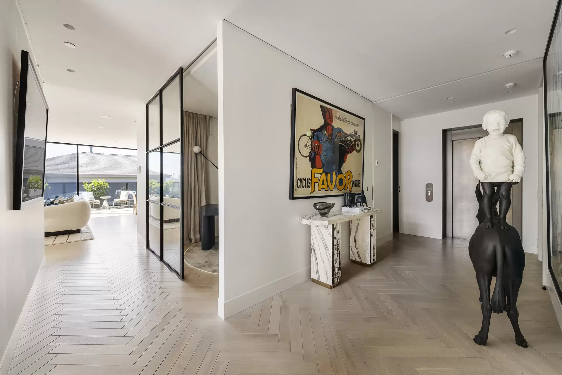 3/16 The Righi, South Yarra Auction by Melbourne Sotheby's International Realty - image 1