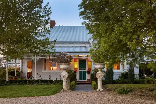 31 Rollinsons Road, Malmsbury For Sale by Melbourne Sotheby's International Realty