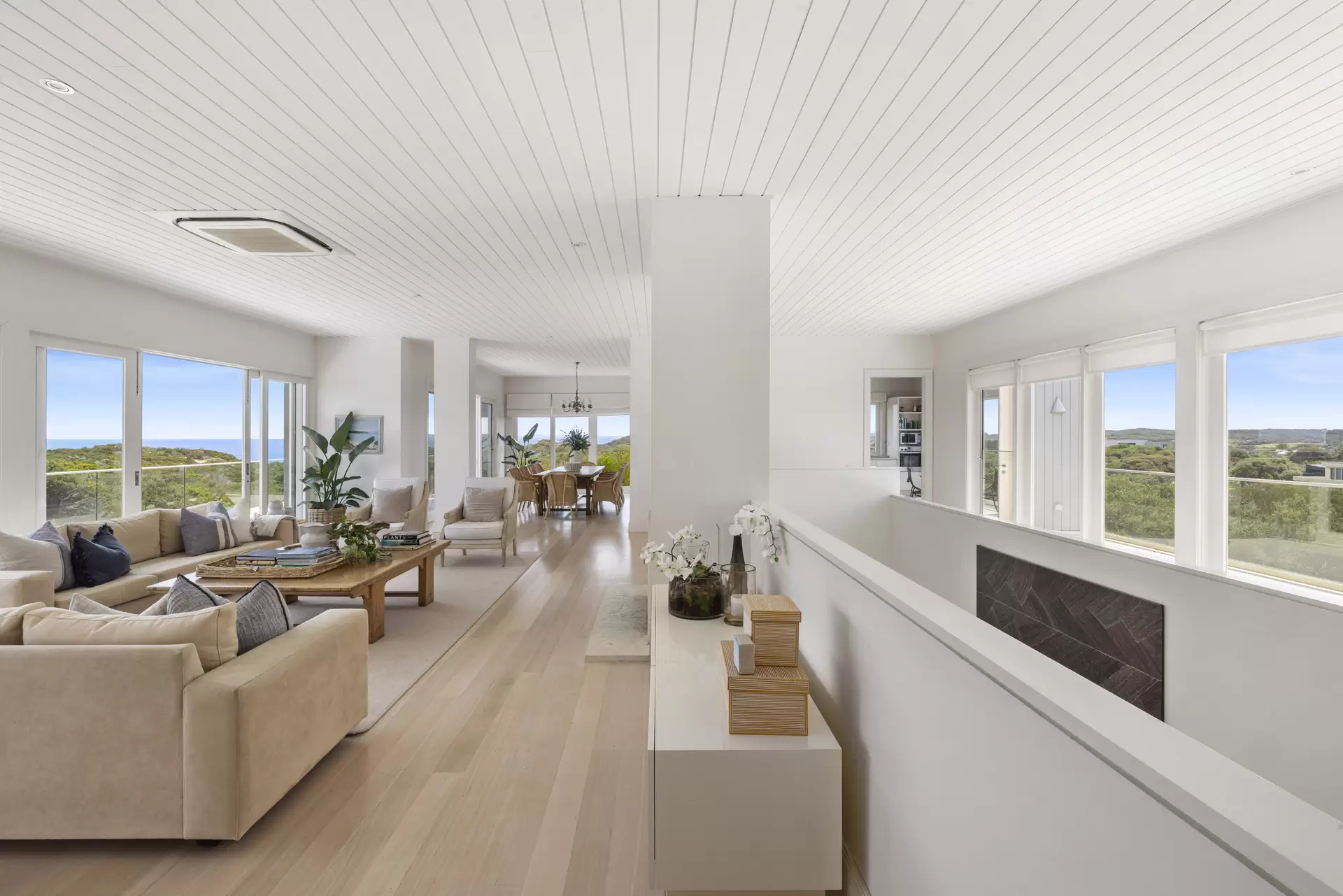 11 Paringa Road, Portsea For Sale by Melbourne Sotheby's International Realty - image 1