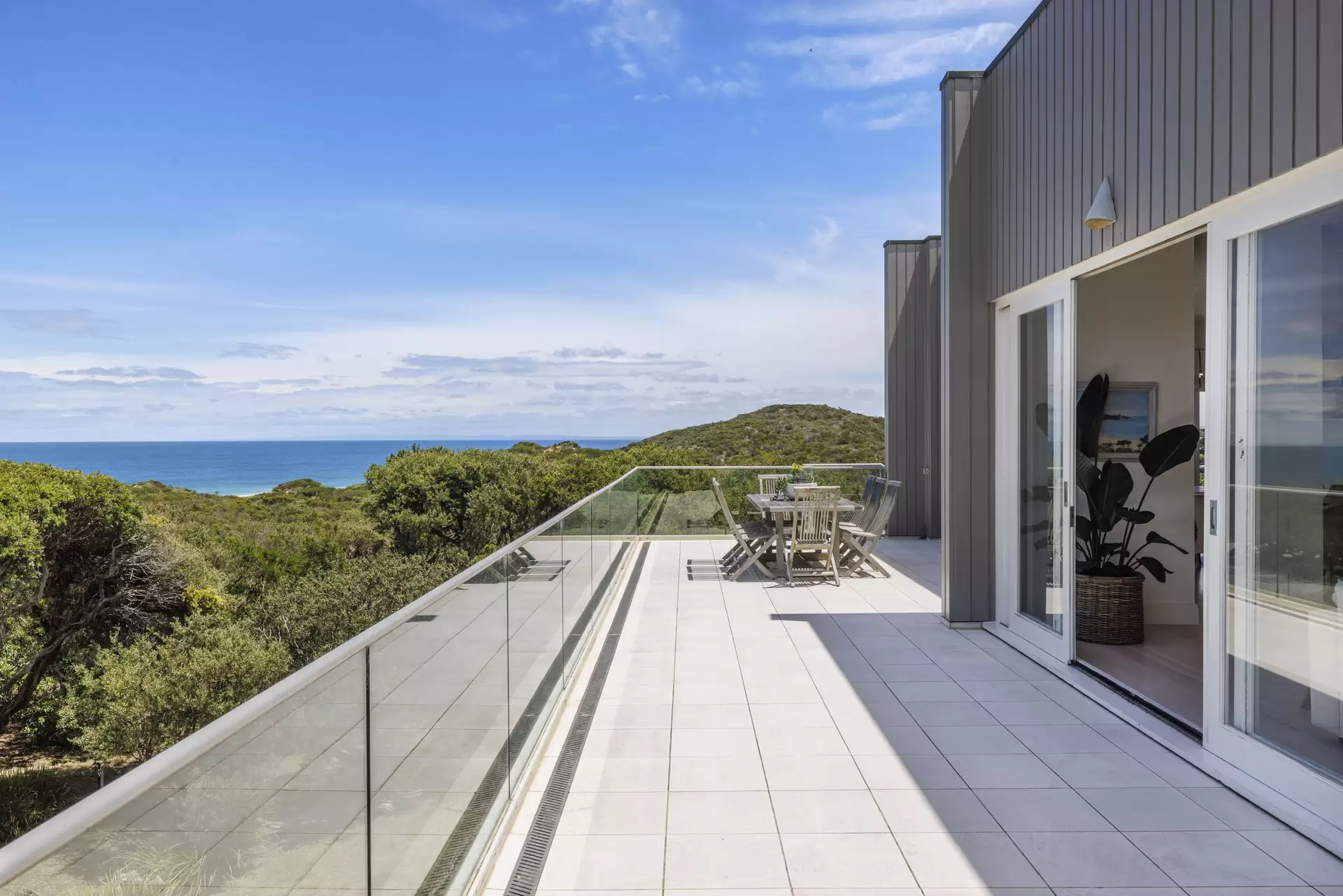 11 Paringa Road, Portsea For Sale by Melbourne Sotheby's International Realty - image 1