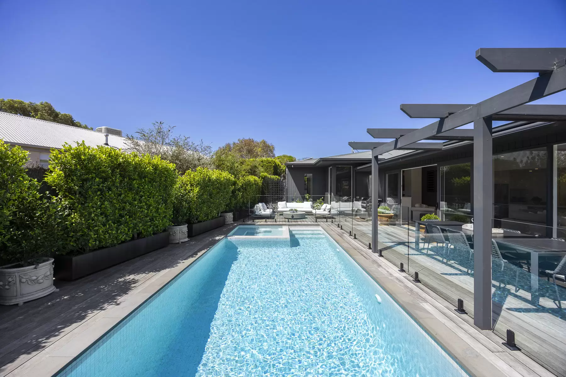 16 Lawrance  Grove, Portsea For Sale by Melbourne Sotheby's International Realty - image 4